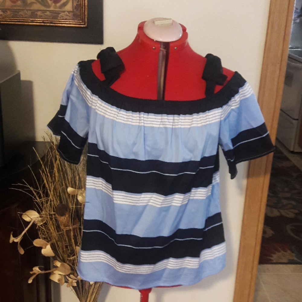 New York and company striped top